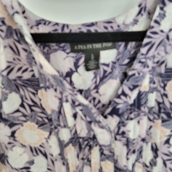 A pea in the pod sleeveless floral blouse maternity - Picture 9 of 9